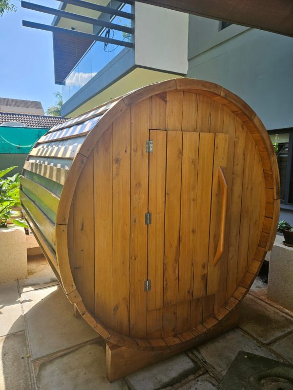 Outdoor Sauna - Image 3